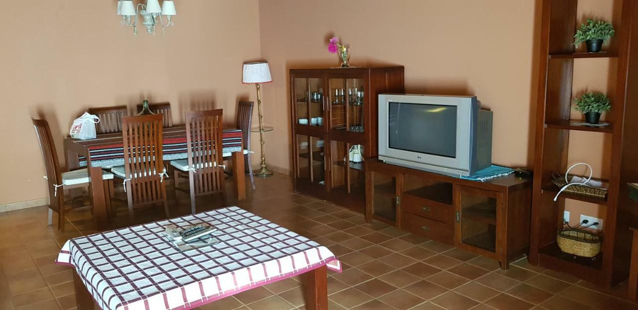 Apartamentossierradegata La Noguera Villamiel Luaran gambar
