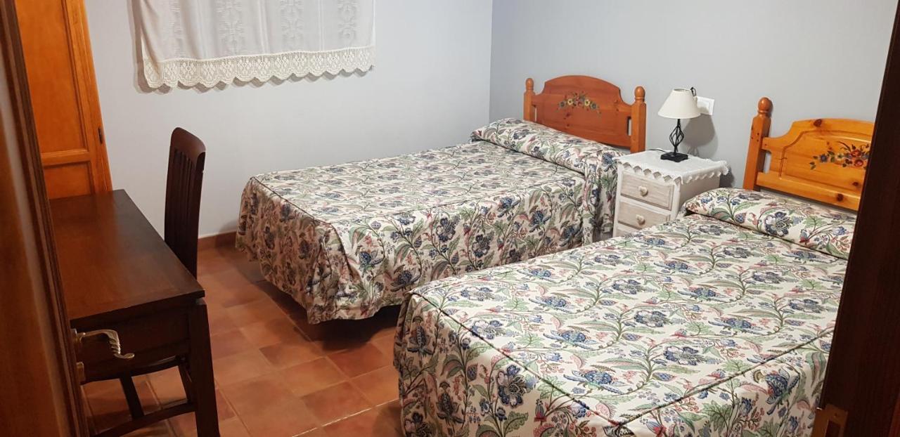 Apartamentossierradegata La Noguera Villamiel Luaran gambar